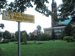 Plac Ks. Kardynała Stefana Wyszyńskiego, tu stanie pomnik.